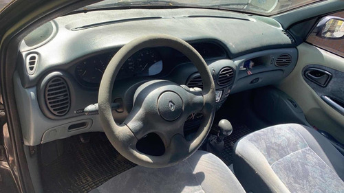 Imagem 3 de 5 de Renault Megane Hatch