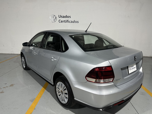 Volkswagen Vento STARTLINE 1.6L L4 105HP TIP