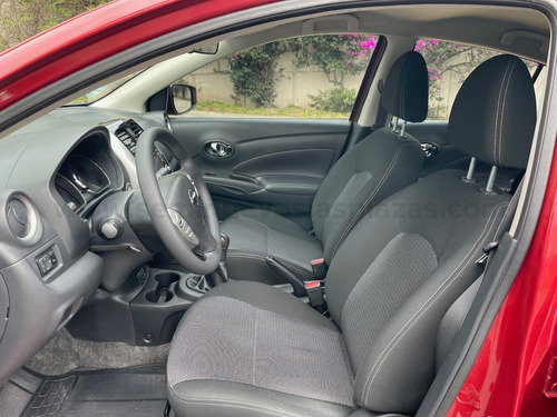 Imagen 2 de 15 de Nissan Versa 2017 Advance Estandar Clima Excelente Estado