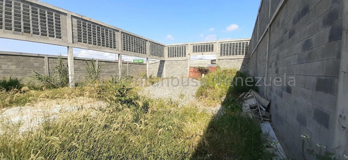 Imagen 30 de 30 de Galpón Con Terreno En Venta En Plena Autopista Cimarrón Andresote De Yaritagua 0.4.2.4.5.9.3.7.5.4.2/ Rent-a-house Mls Código: 22-14113, Son 2 Galpones, Cuenta Con 1.681 Mts2
