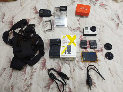 Gopro 3 Funcionando Perfeitamente Com Vários Acessórios
