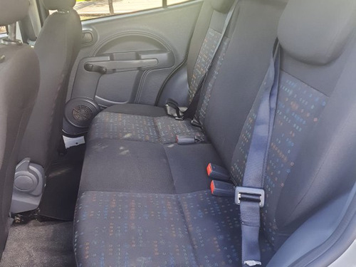 Fiat Uno Uno 1.0 EVO VIVACE 8V FLEX 4P MANUAL