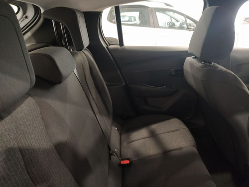 Imagen 9 de 19 de Peugeot 208 Like Pack 1.6