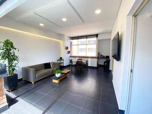Apartamento En Venta En Laureles. Cod V12624
