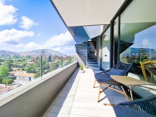 En Venta Departamento Tríplex En Vitacura