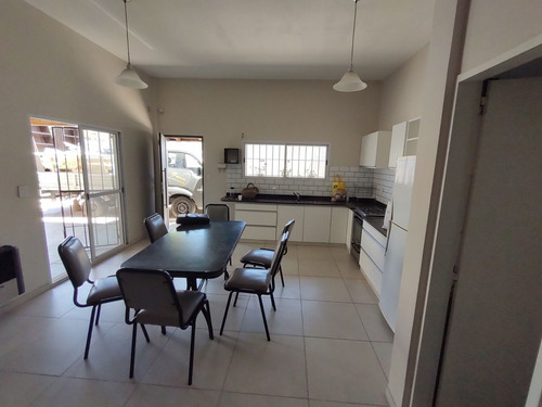 Imagen 8 de 17 de Duplex 3 Ambientes En Venta En Moron Con Cochera