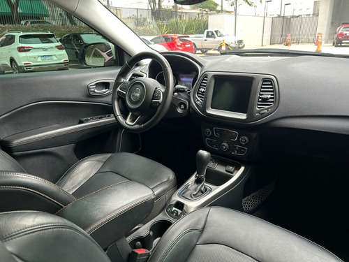 Jeep Compass 2.0 16V FLEX LONGITUDE AUTOMÁTICO