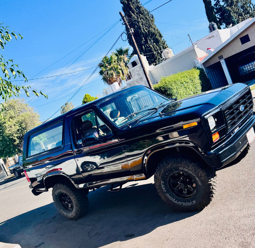Ford Bronco Xlt 4x4 1982