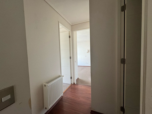 Amplio Dpto Sin Amoblar, Año Corrido, Incluye Gc San Joaquin
