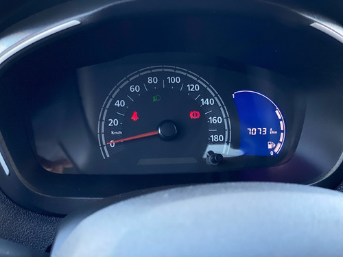 Imagen 14 de 17 de Renault Kwid Zen 1.0 2018