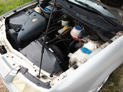 Volkswagen Saveiro 1.8 2p 2001