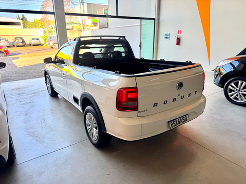Volkswagen Saveiro 1.6 Robust Cab. Dupla Total Flex 2p