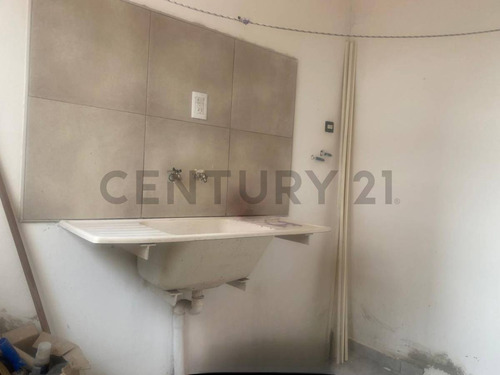 Alquiler Ph 3 Ambientes Con Amplio Patio En Lanus Oeste