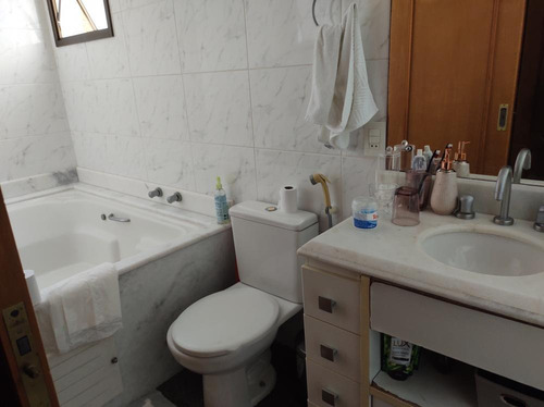 Imagem 19 de 29 de Vendo Cobertura Duplex Em Balneário Estreito Fpolis Sc, 4 Dormitórios Senso 2 Suítes 3 Vagas De Garagem, Piscina. - Cb340