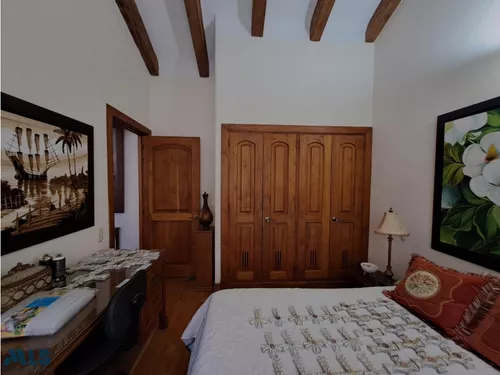 Casa Con Excelente Ubicación(mls#246703)