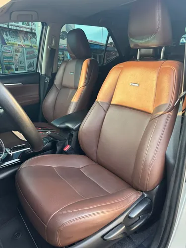Toyota Fortuner Sw4 2.4 4x2 At Diesel