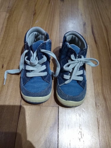 Zapatillas Jeans. T. 25. Niño
