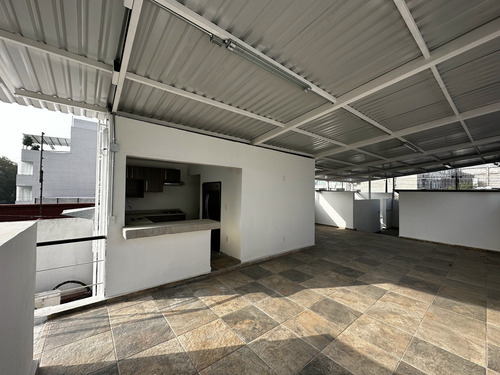 Imagen 14 de 17 de Casa Acondicionada Para Oficinas En Polanco