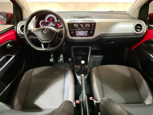 Volkswagen Up! 1.0 High Up! 75cv 5 p