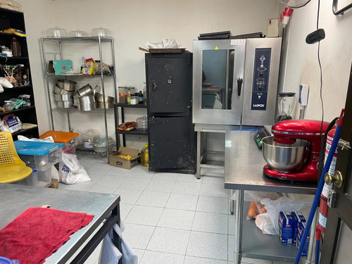 Se Vende Derecho De Uso A Llave Local Croissant