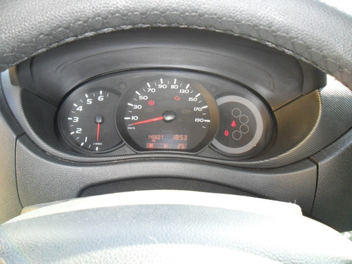 Imagem 10 de 12 de Renault Master 2019 Com Baú De Alumínio
