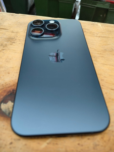 Chasis Iphone 15 Pro Original (Usado)