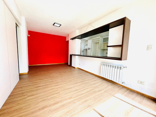 Departamento En Castelar Norte