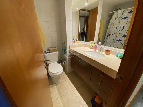 Departamento En Arriendo De 2 Dorm. En Lo Barnechea