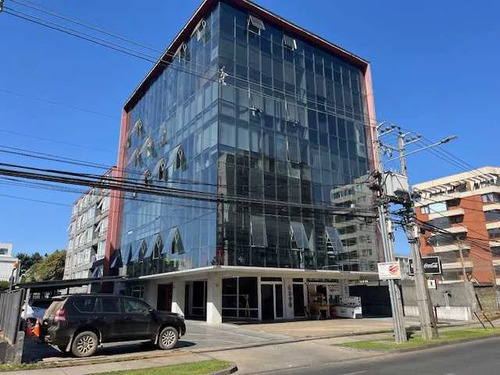 Amplia Oficina De 140 M2 Y 5 Estacionamientos (158533)