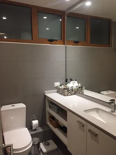 Departamento En Arriendo De 2 Dorm. En Las Condes