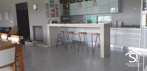 Casa Barrio Las Tardes - Panama 2835 - Roldan