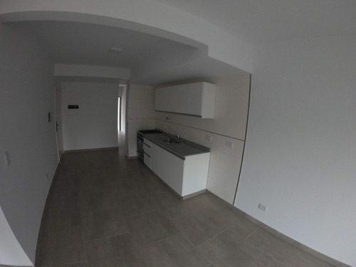 Imagen 5 de 11 de Departamento En Venta En Villa Luzuriaga