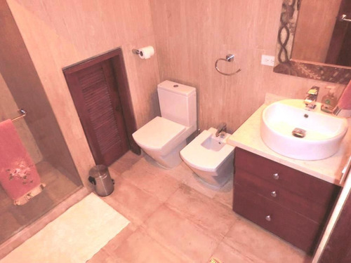 Imagen 23 de 28 de Se Vende Casa 925m2 5h+s/6b+s/5p La Lagunita 4544