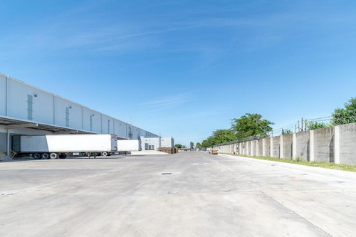 Excelente Deposito Aaa En Alquiler De 5600,6 M2 Cub (nave D). Excelente Para Empresa Logistica.