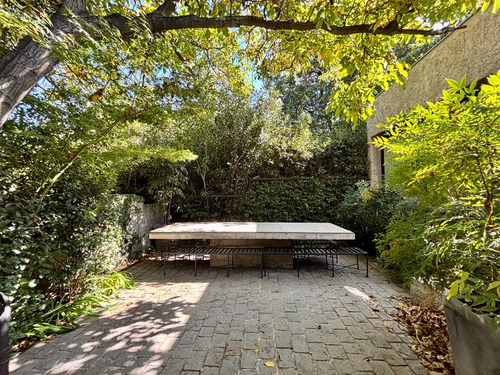 Exclusiva Casa Bdo Larrain, Un Piso, Mediterranea 6d