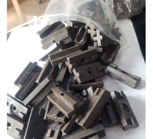 Sujetadores Plásticos Para Deck De Pvc-wpc Madera Sintética.
