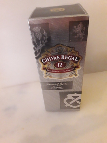 Chivas Regal Caja Vacía