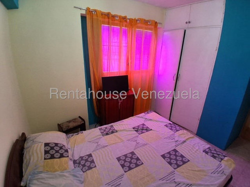 Yoselin Cabesas Vende Apartamento En Cabudare 25-22034 Yc