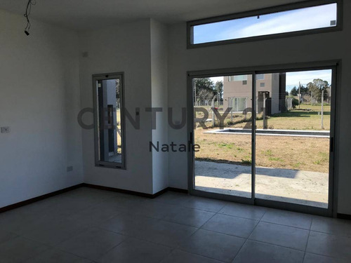 Imagen 6 de 17 de Casa En Venta 133 Y 487 , Altos De Lacroze, A Estrenar.