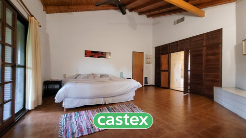 Casa En Venta En Los Lagartos C.c.