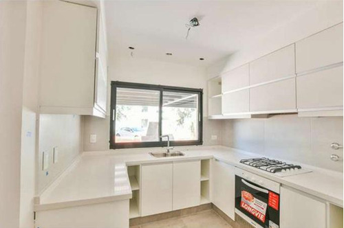 Casa En Venta 3 Dormitorios Condos Ugarteche Aldea Fisherton