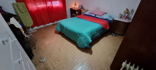 Imagen 25 de 26 de En Venta Casa Americana En Ciudad Jardin 3 Ambientes Con Fondo Zona Colegio Industrial En Calle Semicerrada