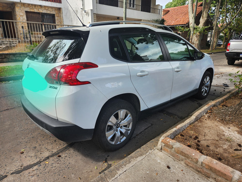Peugeot 2008 1.6 Allure