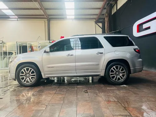 GMC Acadia DENALI
