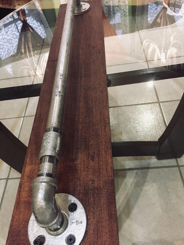 Toallero Estilo Industrial 24 Pulgadas
