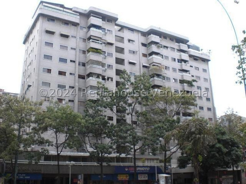 Apartamento En Alquiler El Rosal #24-19521 Johana Blanco