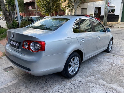 Volkswagen Vento 2.5 Luxury Tiptronic 170cv 2009