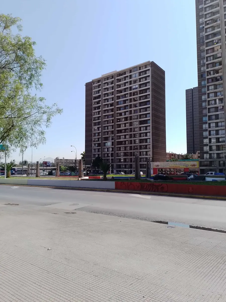 Imagen 1 de 29 de Al Frente De La Usach (74727)