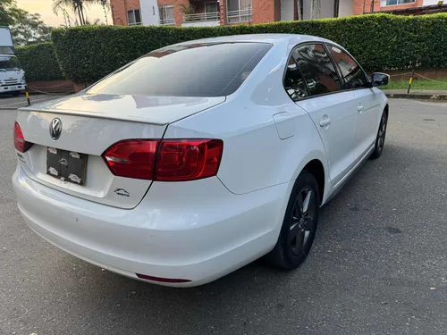 Volkswagen Jetta 2.0 Trendline 5 p