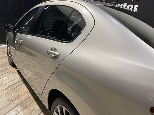 Imagen 12 de 15 de Peugeot 408 Felline 2016